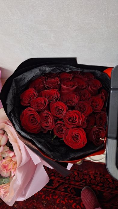 Продаются цветы разные букеты