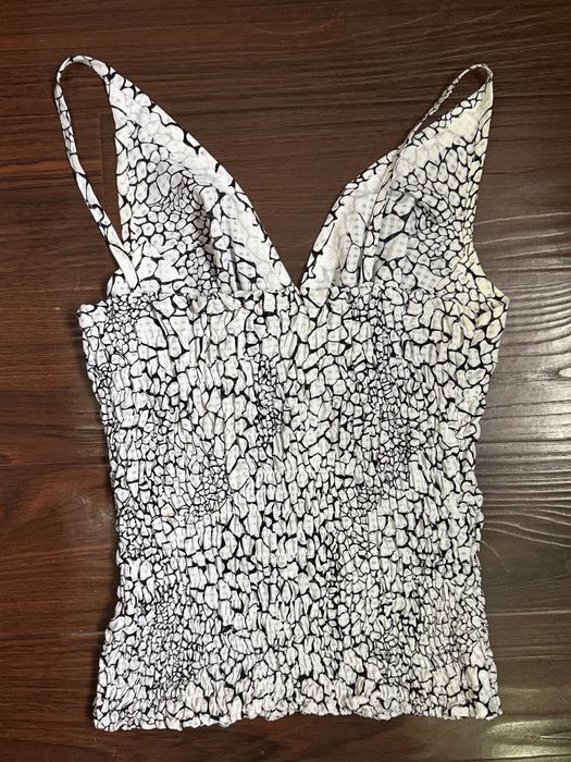 Топик на лямках для пышной груди