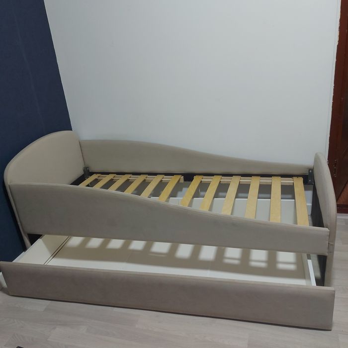 Кровать детская мягкая