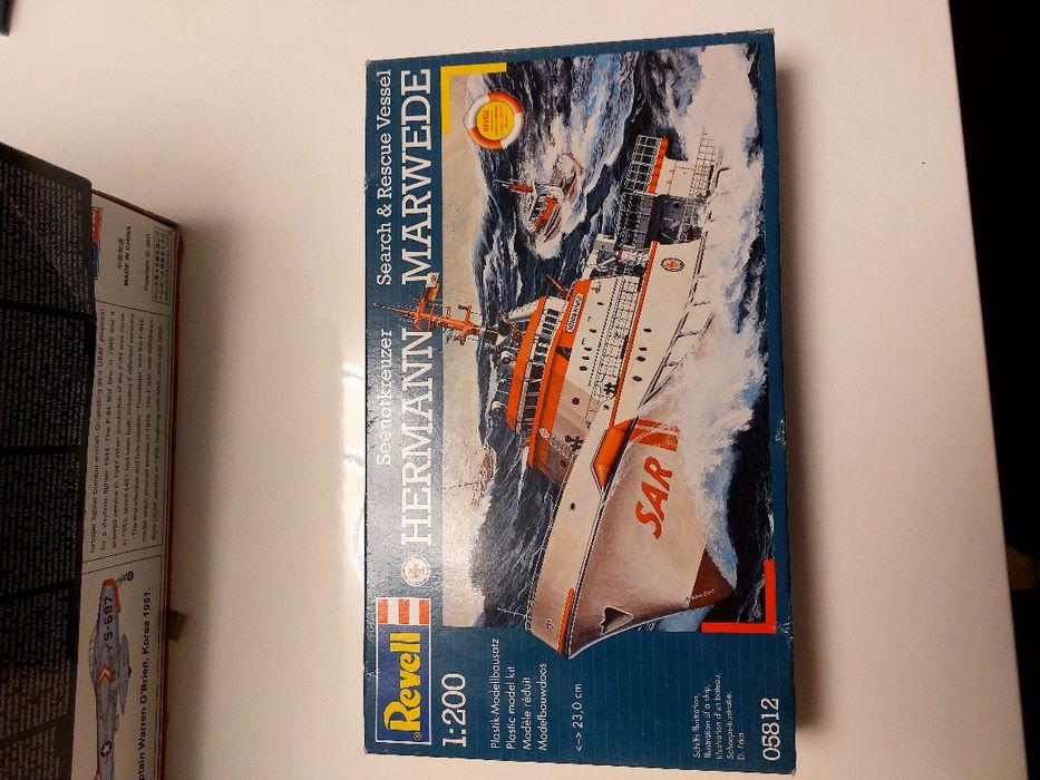 Kit-uri , aeromodele, navomedele