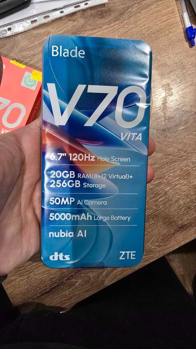 Телефон ZTE  BLADE v70 VITA