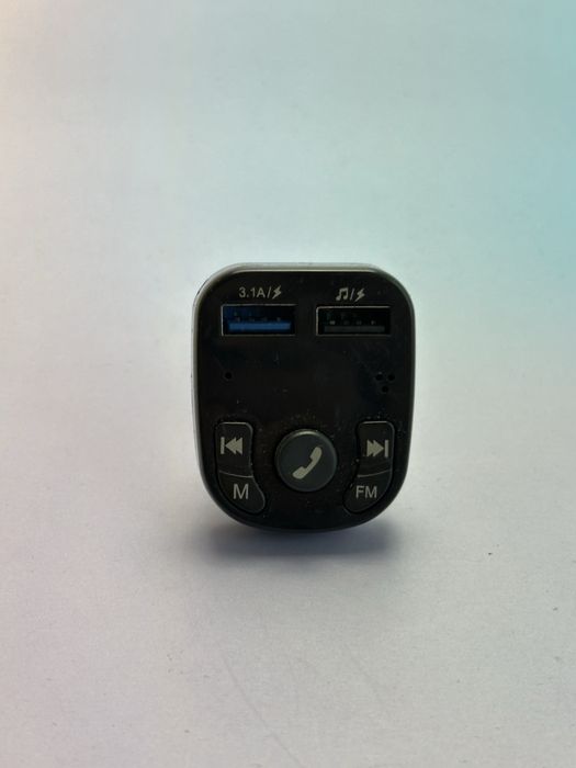 Modulator FM + încărcător rapid