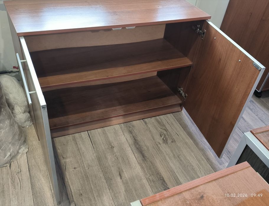 Шкаф напольный для хранения