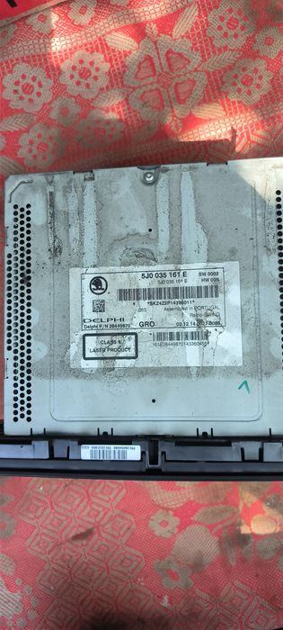 Продам магнитолу б/у