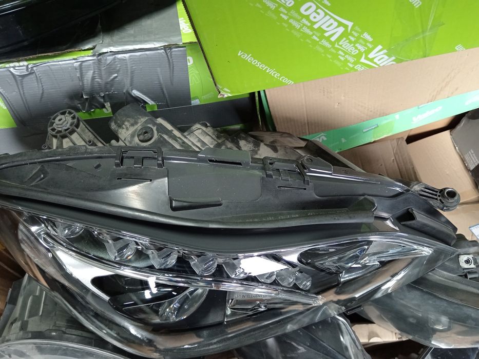 Far dreapta Mercedes e class 2015