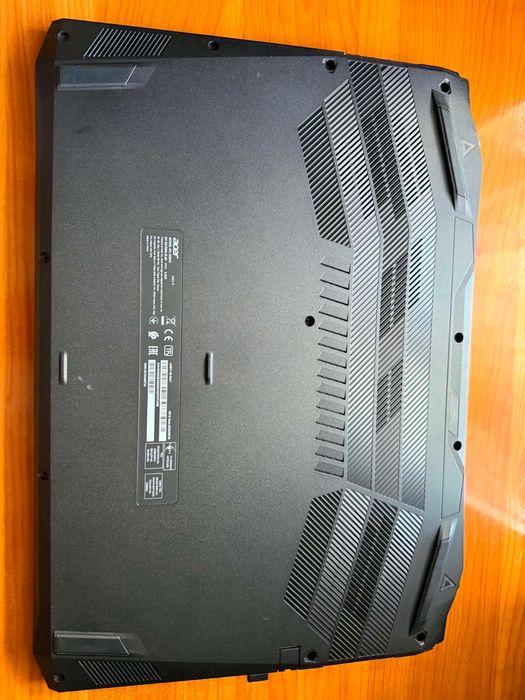 Laptop Acer Nitro 5 AN517-52 Gaming