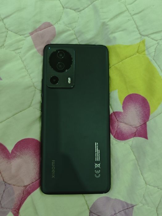 Продам телефон Xiaomi 13 Lite