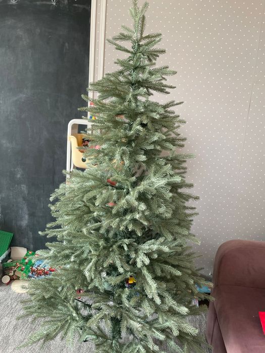 Елка искусственная