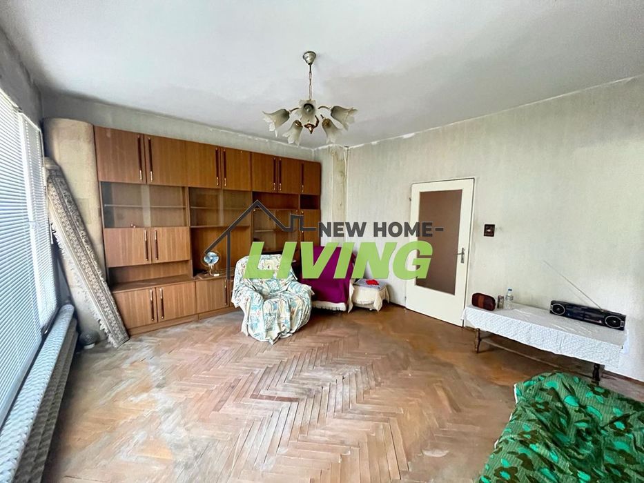 Продава се Двустаен апартамент в Пловдив, Кършияка - 64 кв.м за 1211 €/кв.м - Снимка #1
