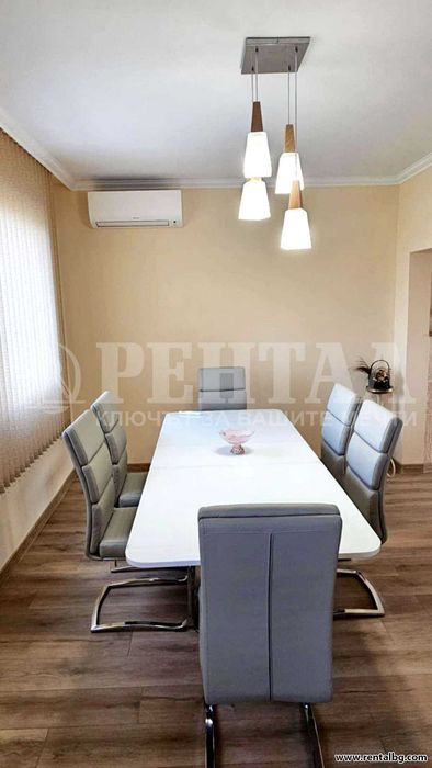 Продава се Тристаен апартамент в Пловдив, Гагарин - 125 кв.м за 1840 €/кв.м - Снимка #8