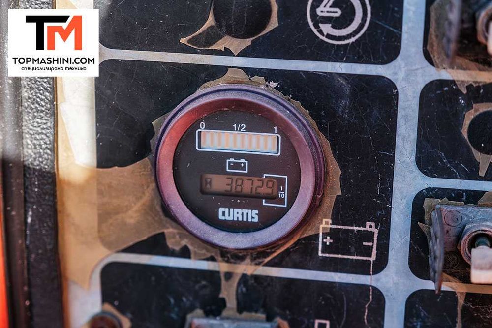 Артикулираща вишка JLG E450AJ