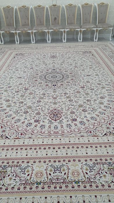 Продам коверь б/у