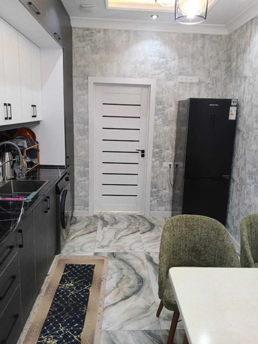 Сдается (ижарага) 2х ком кв Люкс на 2 этаже ор.Юксалиш супер маркет