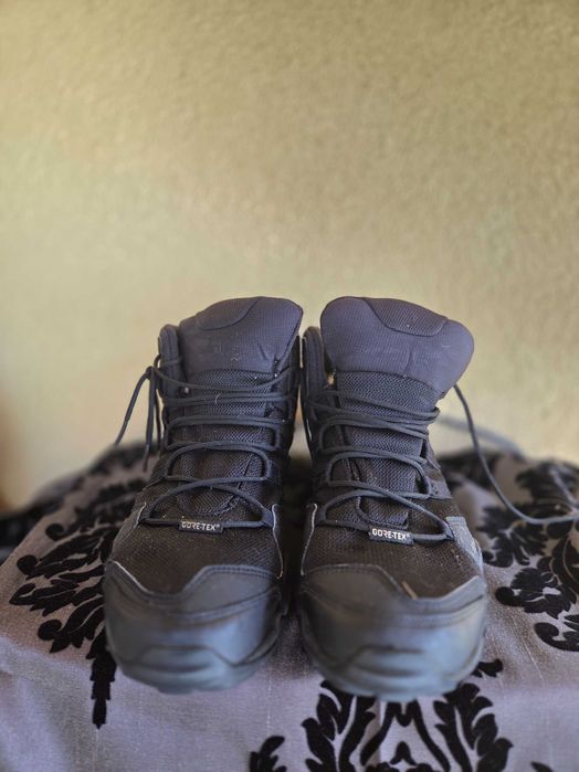 Зимни боти adidas