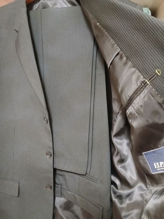 Костюм в отличном состоянии