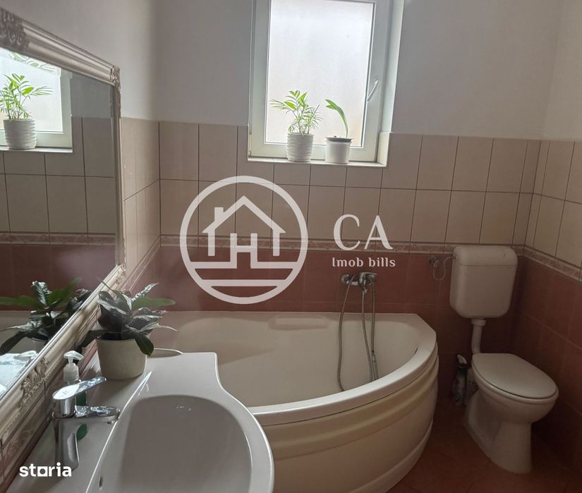 Casa P+M cu 4 camere de inchiriat în zona Centrală, Oradea