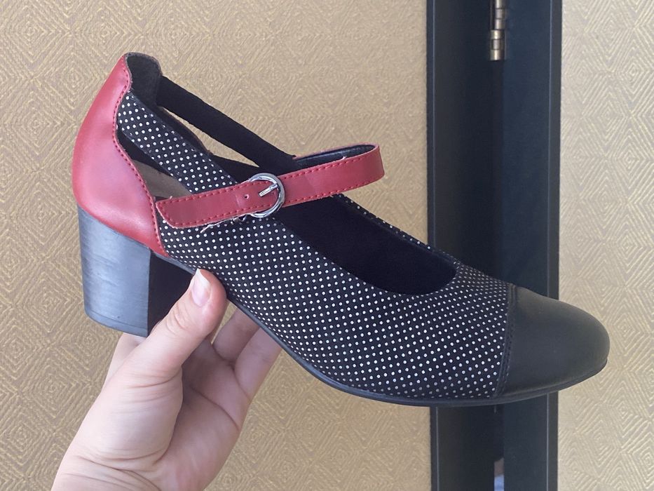 Pantofi de piele naturala 39