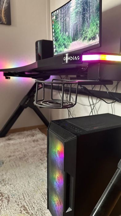 Стол компьютерный игровой