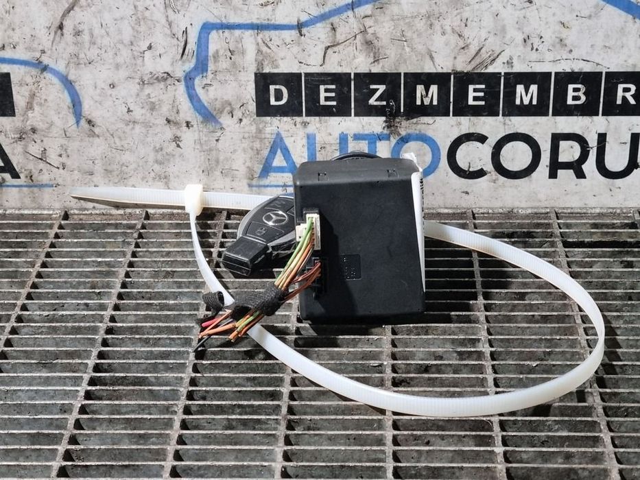 Contact Cu Cheie Mercedes ML W164 Facelift 3.0 D 2008 - 2011 SUV (1349) A1649051600