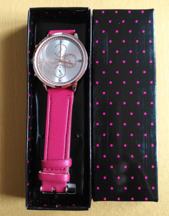 Дамски ръчни часовници от AVON