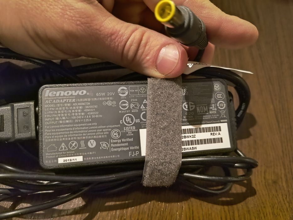 Încărcătoare laptop NEGOCIABIL/SCHIMB