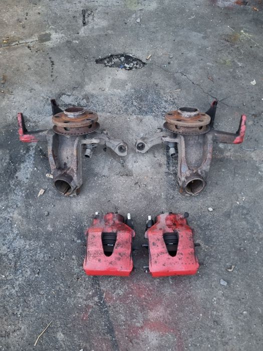 Fuzeta dreapta/ etrier fara stg/dr. oem vw Golf 4 / 1.9 tdi AXR 101CP