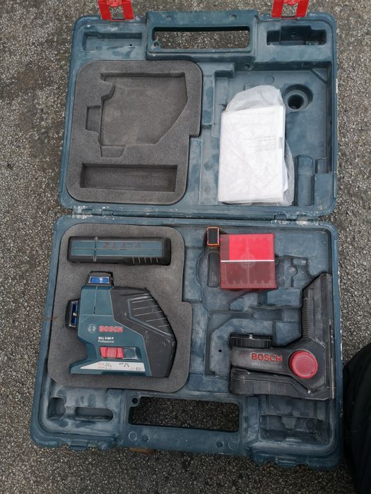 Продавам  работещи машини