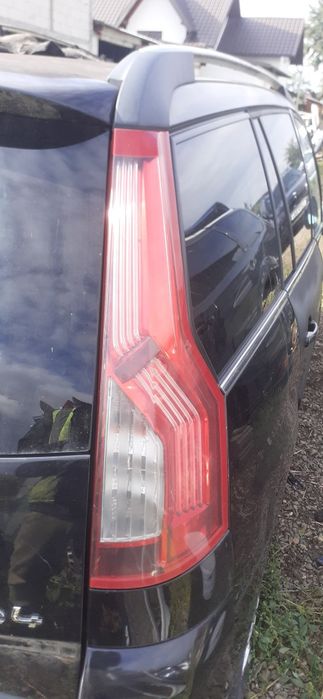Far stinga dreapta citroen Picasso c4