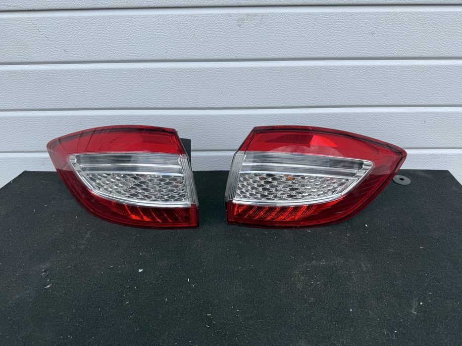 Stop stanga stop dreapta Ford Mondeo mk4 break combi