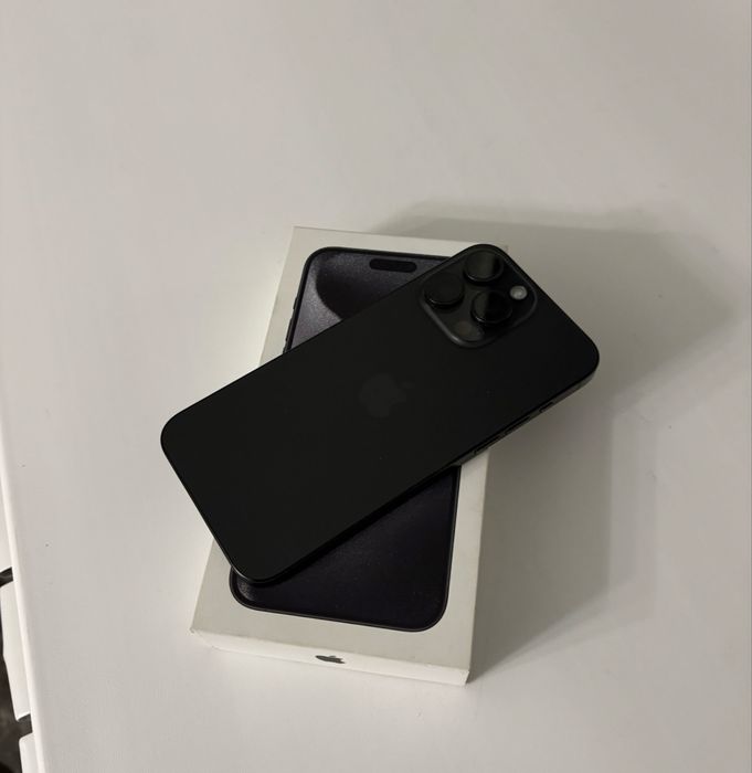 Продам Iphone 15 pro max