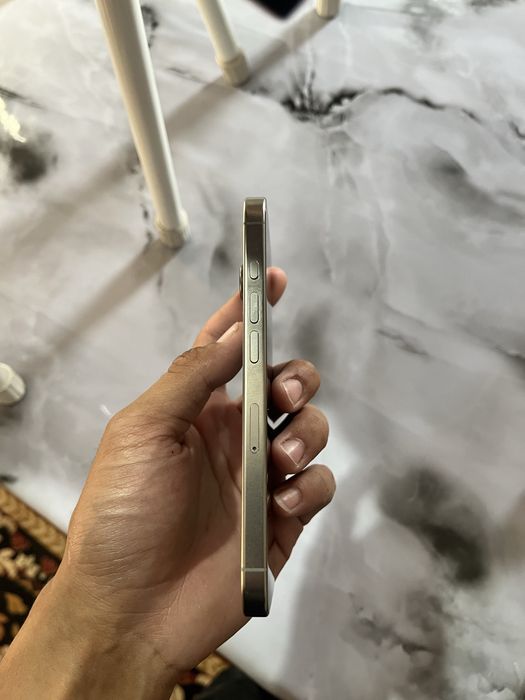 Iphone 16 про 92 емкость 128 гегабайт