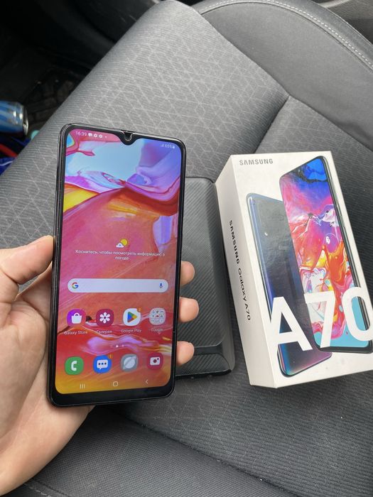 Samsung A70 128гб отличное состояние