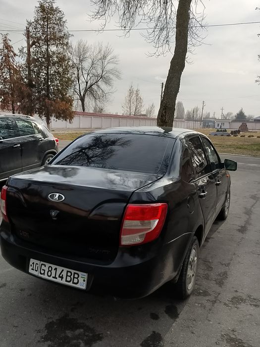 Лада гранта мошина