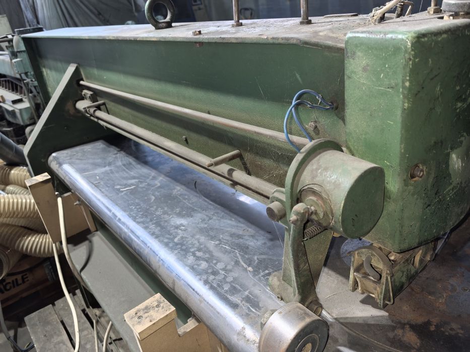 Шивачка за фурнир на 1300 мм, KUPER