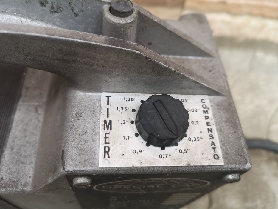 Италианска Машина за Точково заваряване  220Волта