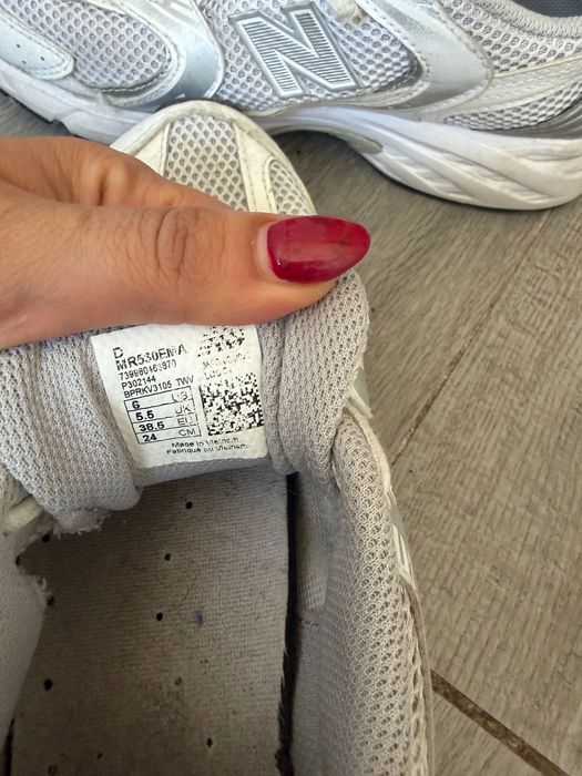 New balance маратонкии