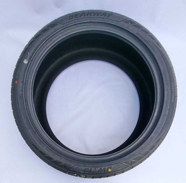 325/35R22 110V — BEARWAY