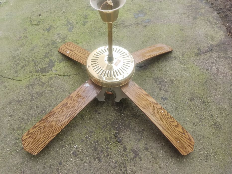 Полилей вентилатор