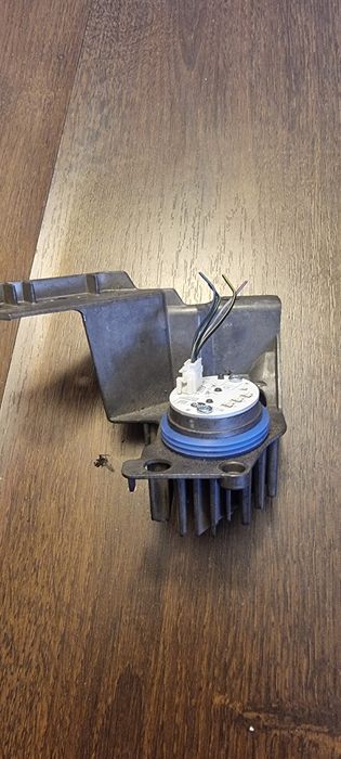 Balast droser xenon toyota / kia / jeep / Mercedes / seat / bmw