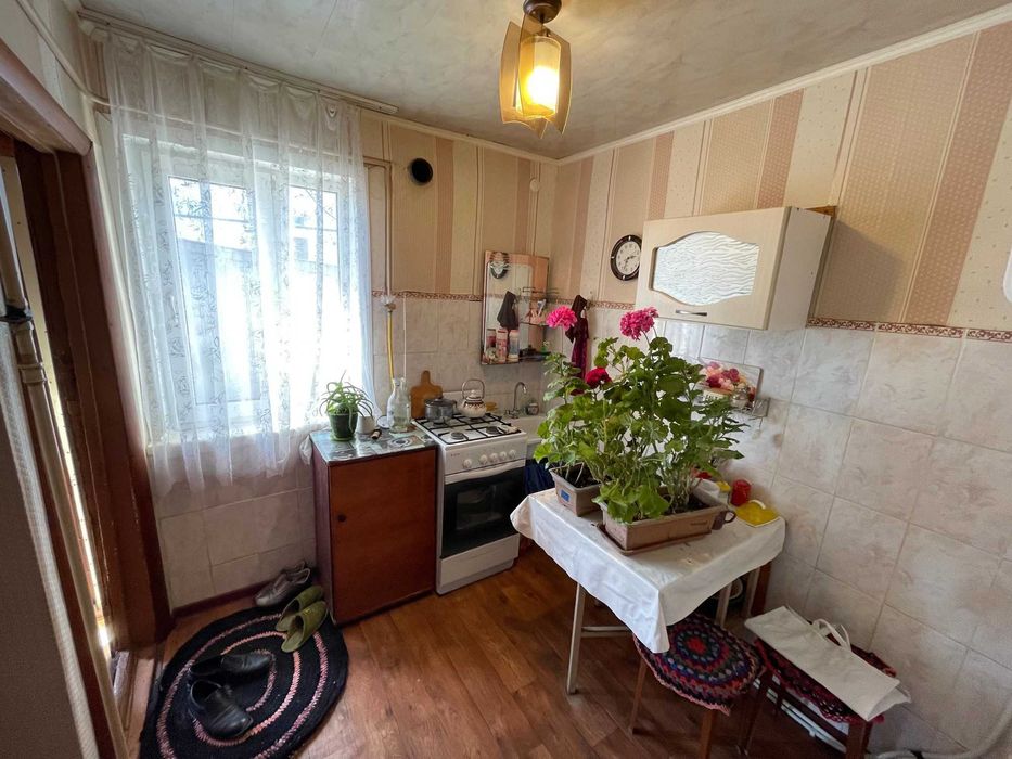 Продажа 1/4 часть дома Военный городок!