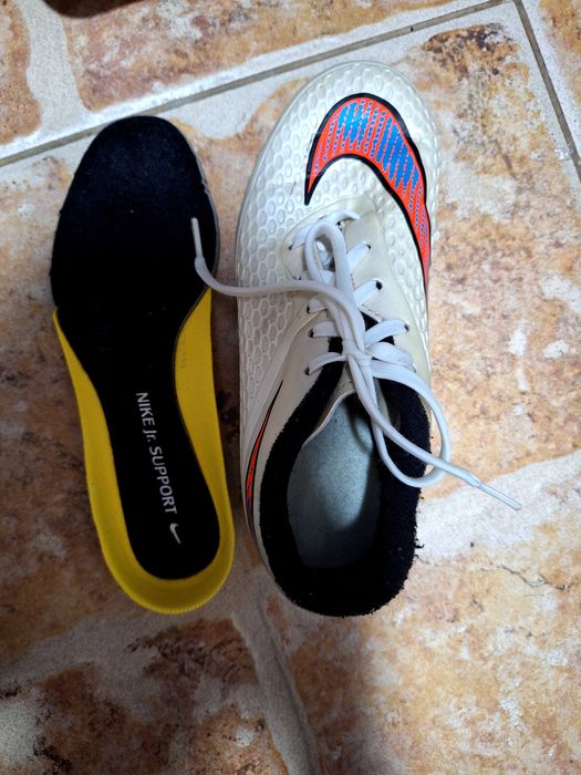 Ghete fotbal Nike HyperVenom copii