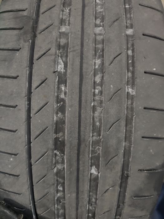 Anvelope vara  255 / 55  R 18