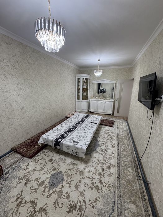 Yangi choshtepa 2 xona sotiladi metroga yaqin