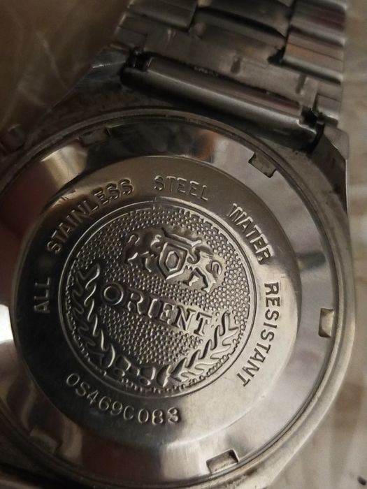Продам часы Orient оригинал винтаж, идеальные,