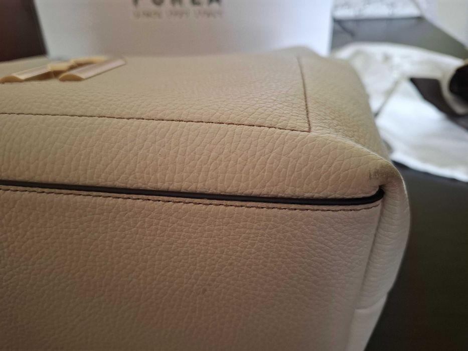 Furla Чанта за през рамо Primula S от кожа