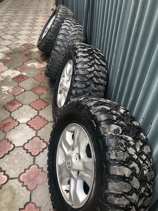 Продам диски с резиной