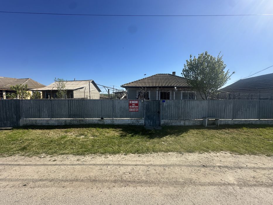 Casa de vanzare !!!