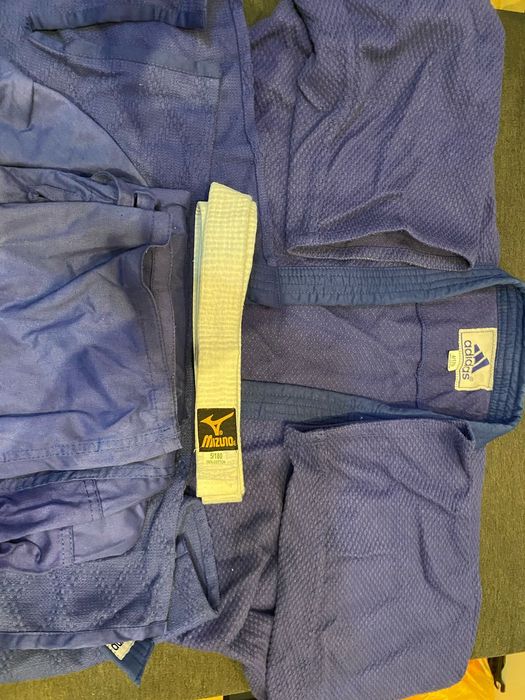 Кимано адидас на дзюдо