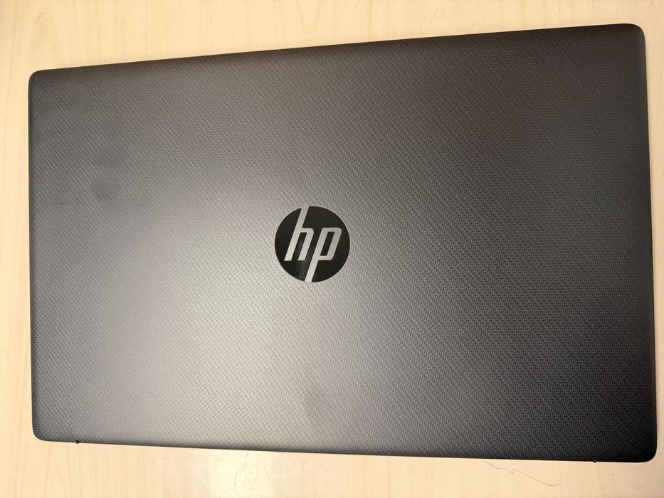 Laptop HP 17-CN342NG, Intel N200 -T-