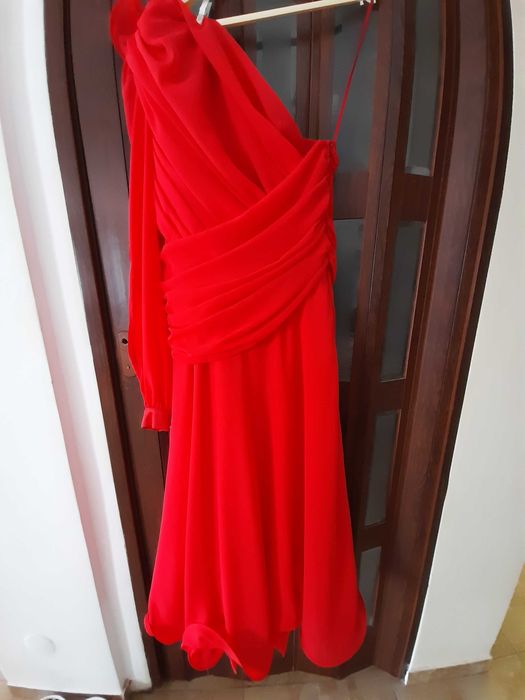 Rochie rosie din matase